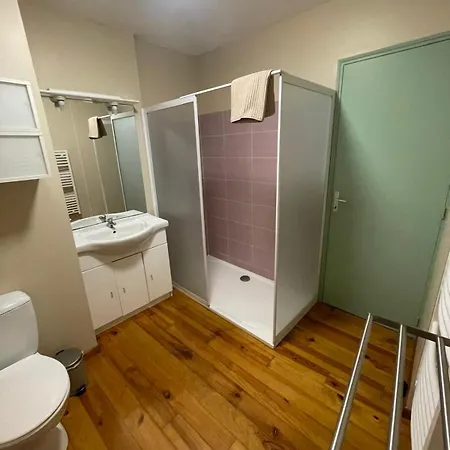 Les Du Langouyrou 아파트 *